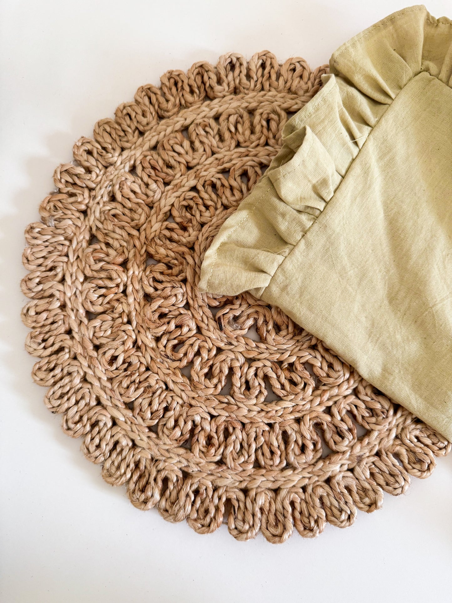 ZOEY LOOPED PLACEMATS