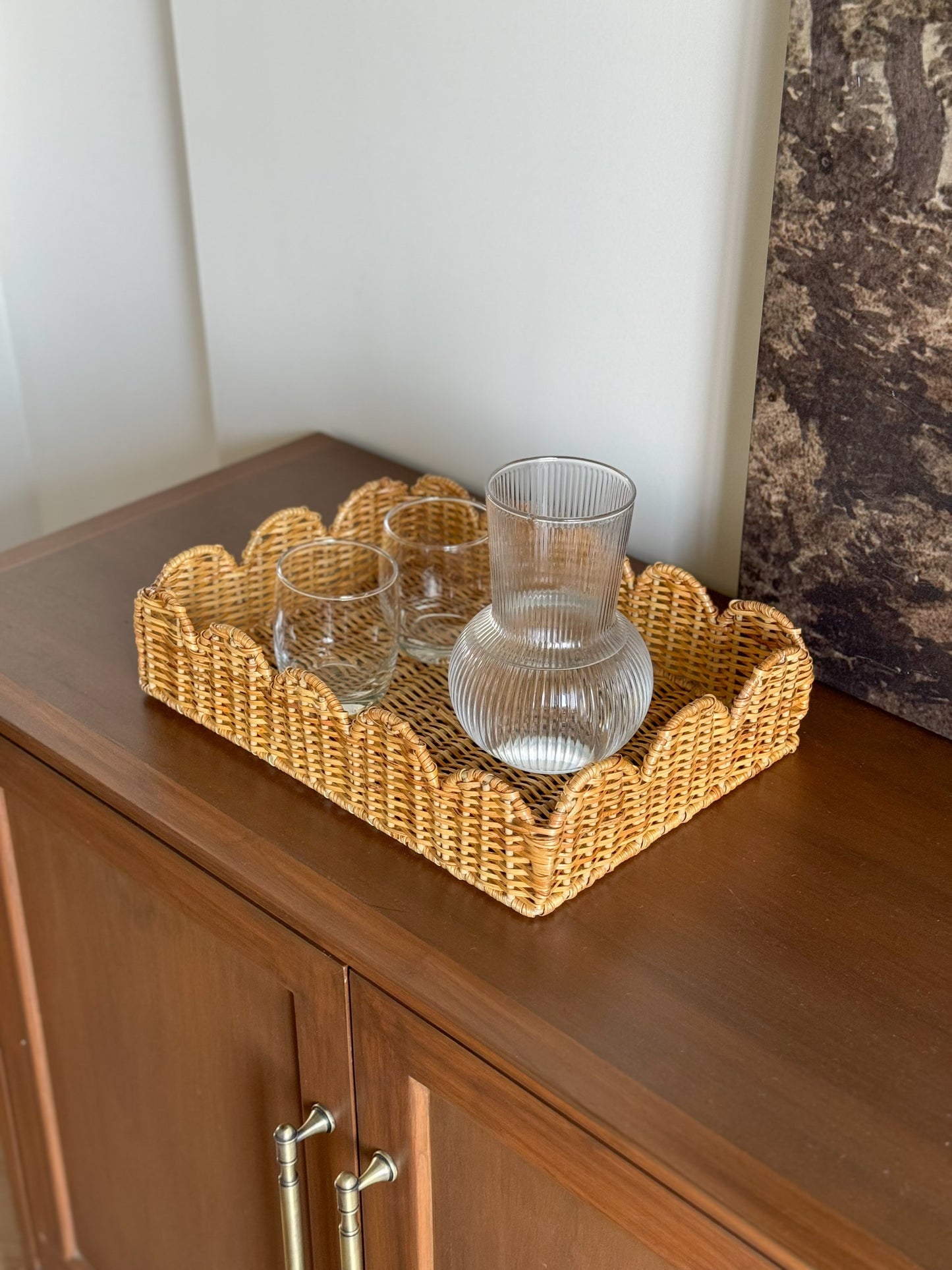 SCALLOP RATTAN TRAY
