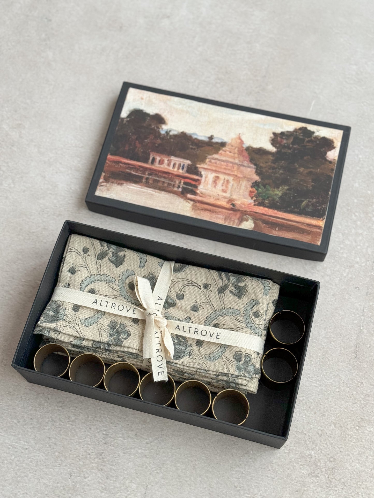 TABLE GIFT BOX