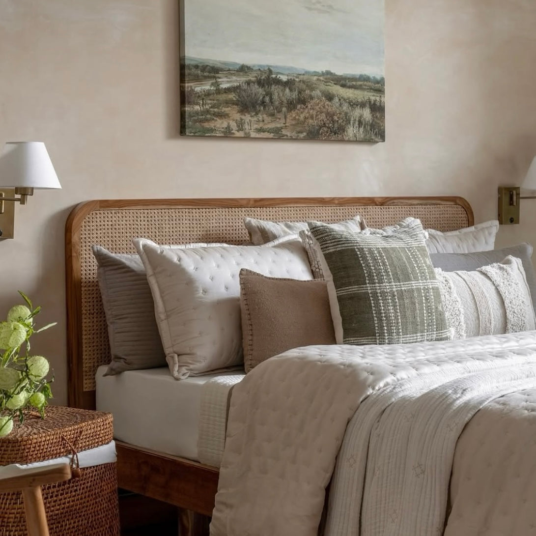 NEED HELP STYLING - styled bed with linens - ALTROVE