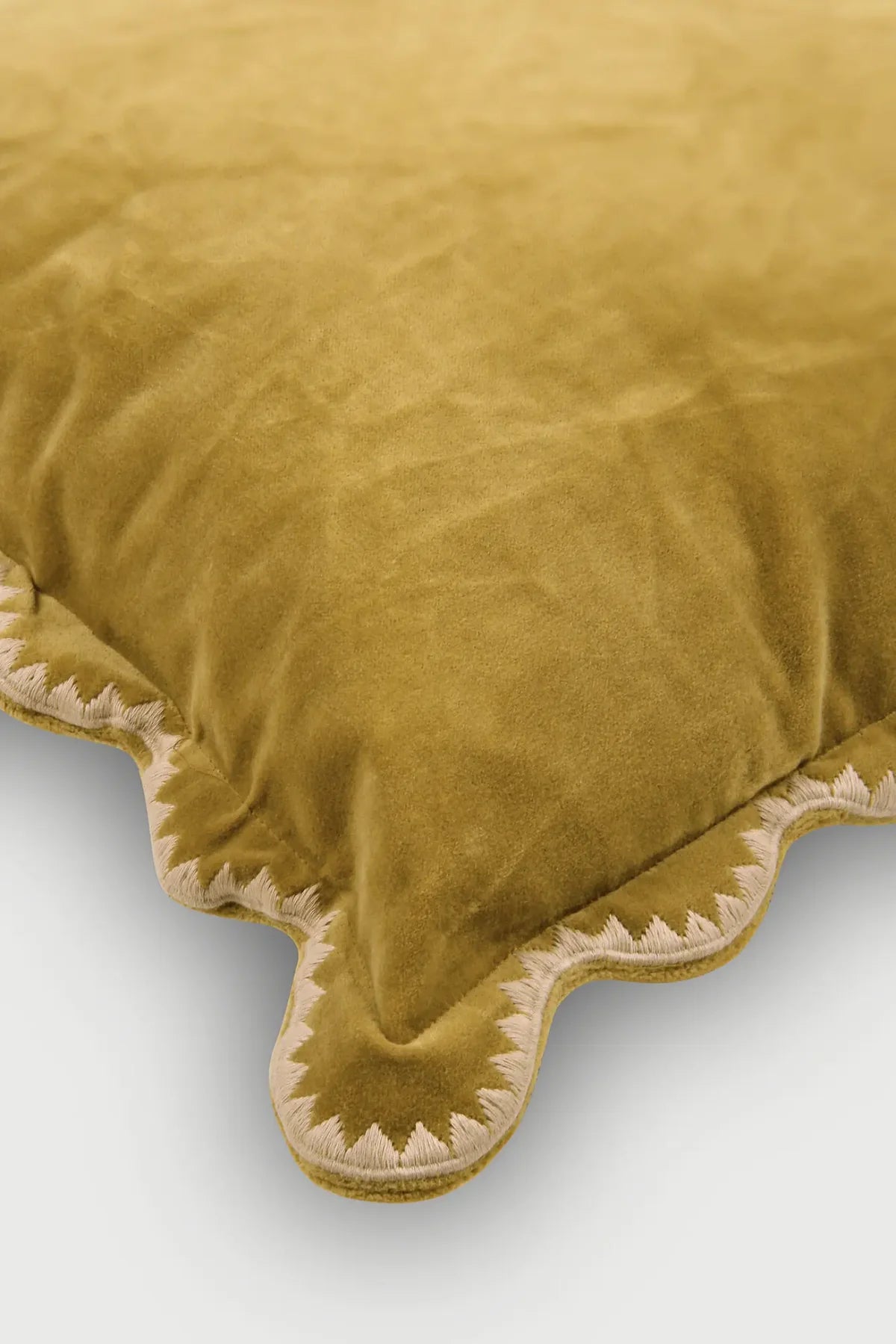 MIRAGE SCALLOP DEEP OCHRE CUSHION COVER