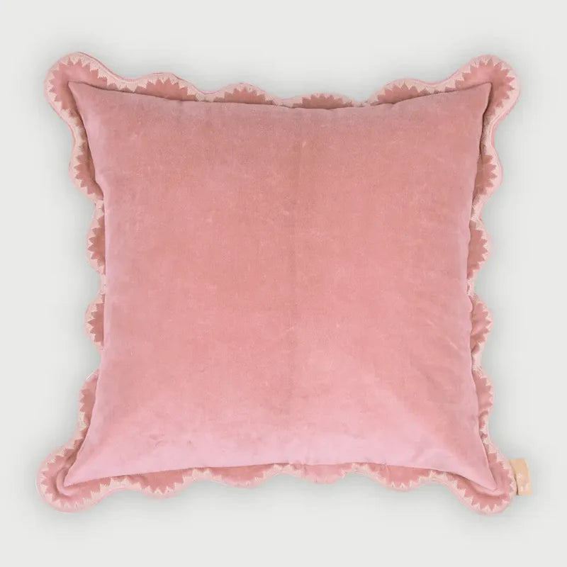 MIRAGE SCALLOP ROSE CUSHION COVER