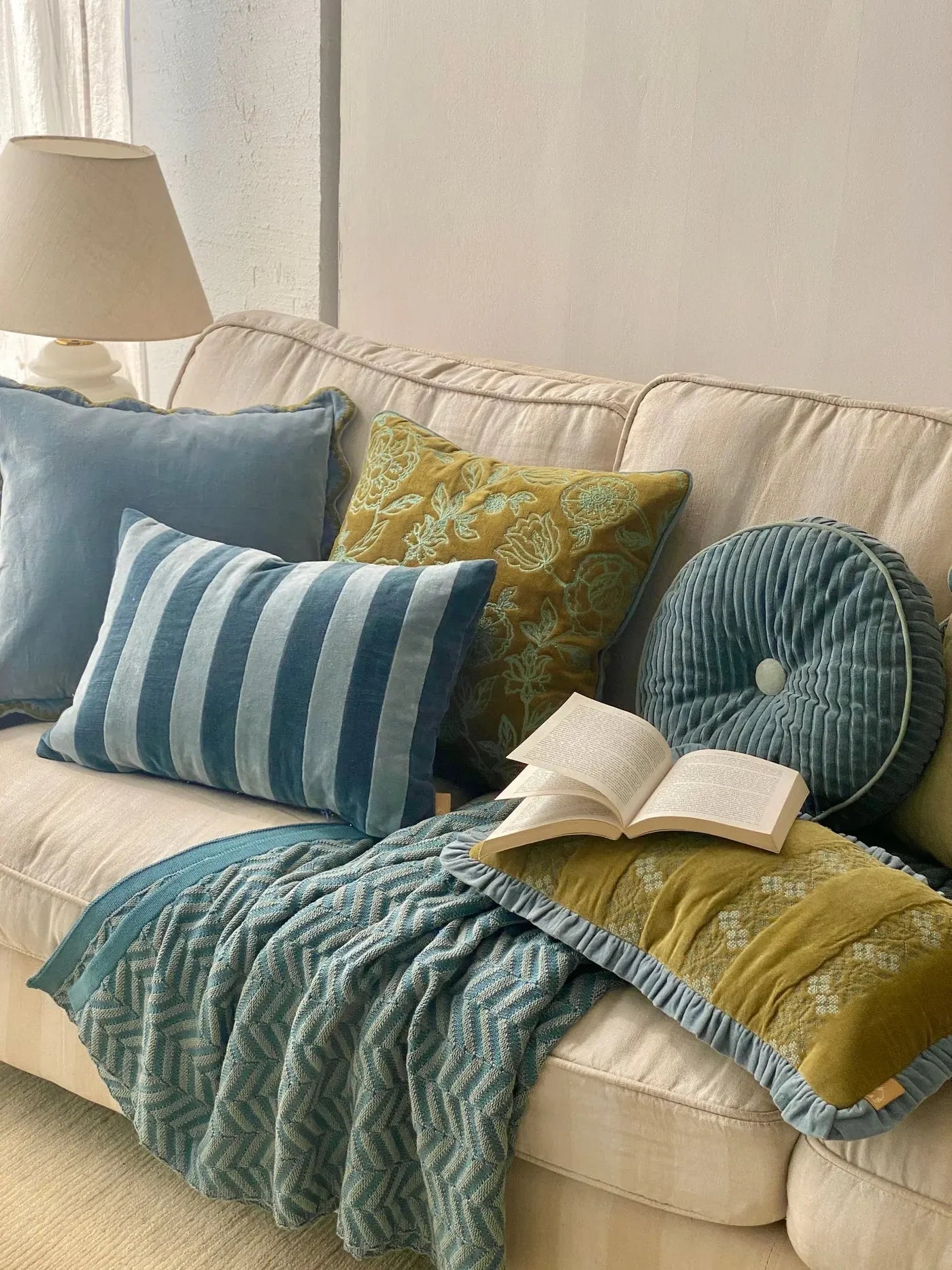 MIRAGE SCALLOP SOFT BLUE CUSHION COVER