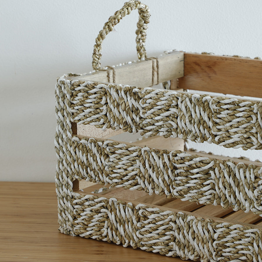 Handwoven storage basket, Seaweed rope basket, Seaweed and paper rope basket, Sustainable storage crate, Eco-conscious home décor, Boho home organization, Coastal rustic storage, Living room storage box, Bedroom organizer basket, 
Scandinavian style basket, Bathroom essentials holder, Kitchen countertop crate.
