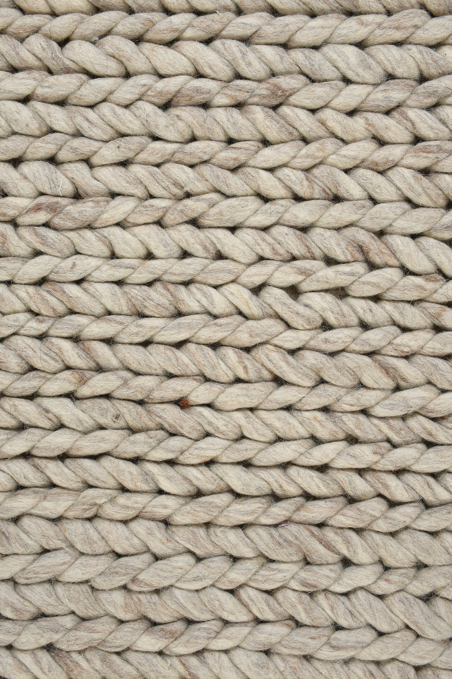 THICK BRAID RUG