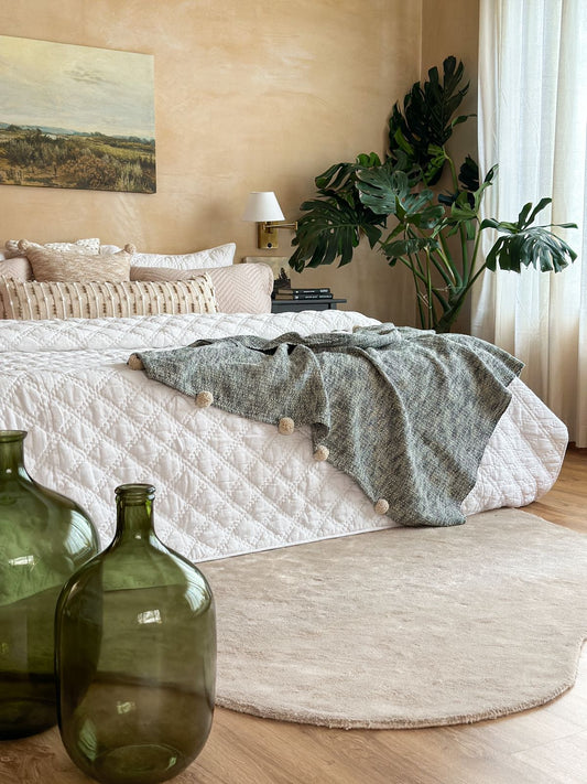 THEO WHITE QUILTED BEDDING