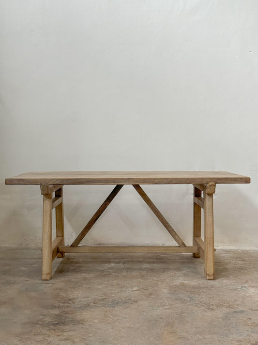 MARCEL DINING TABLE