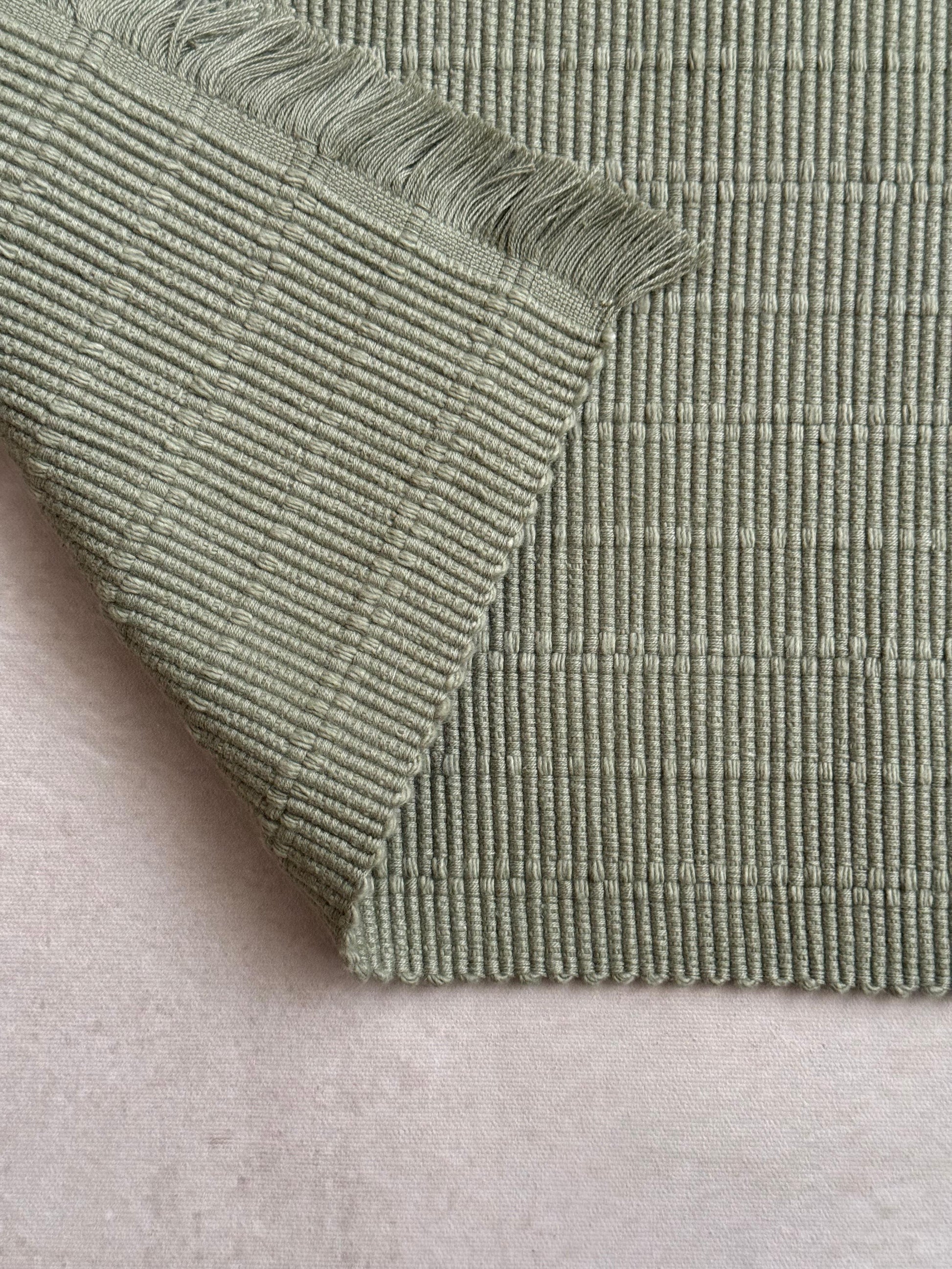 Ribbed Green Dining Table Mat