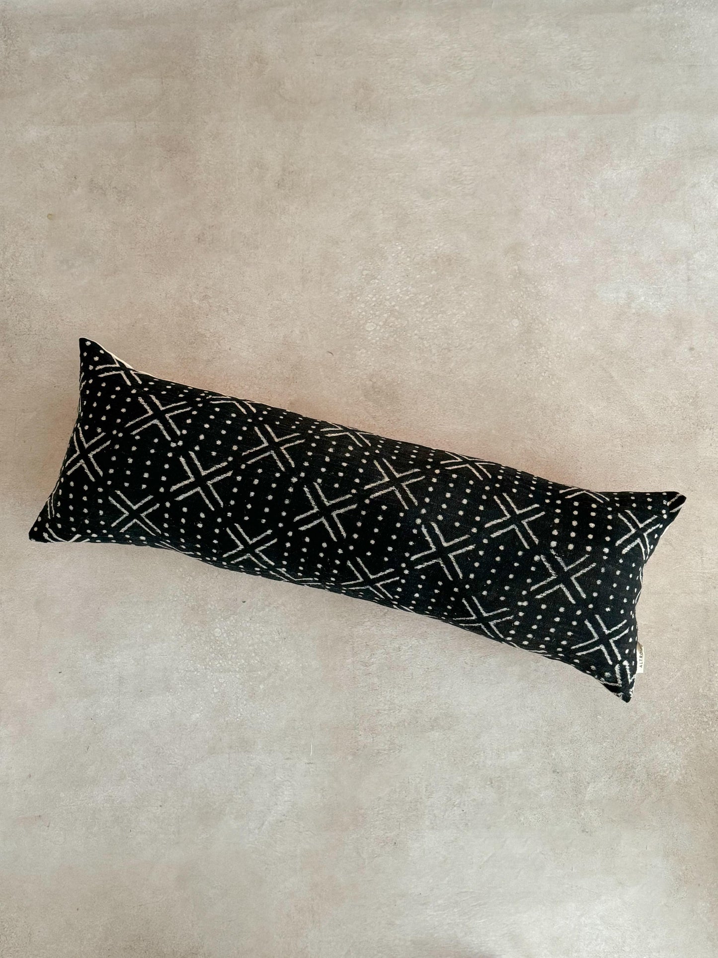 BAMBARA MUDCLOTH CUSHION