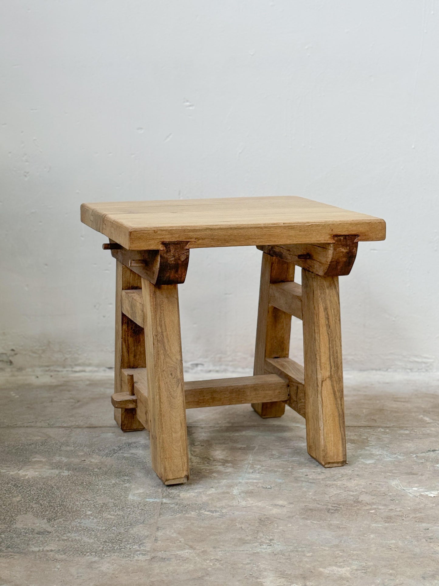 MARCEL SIDE TABLE