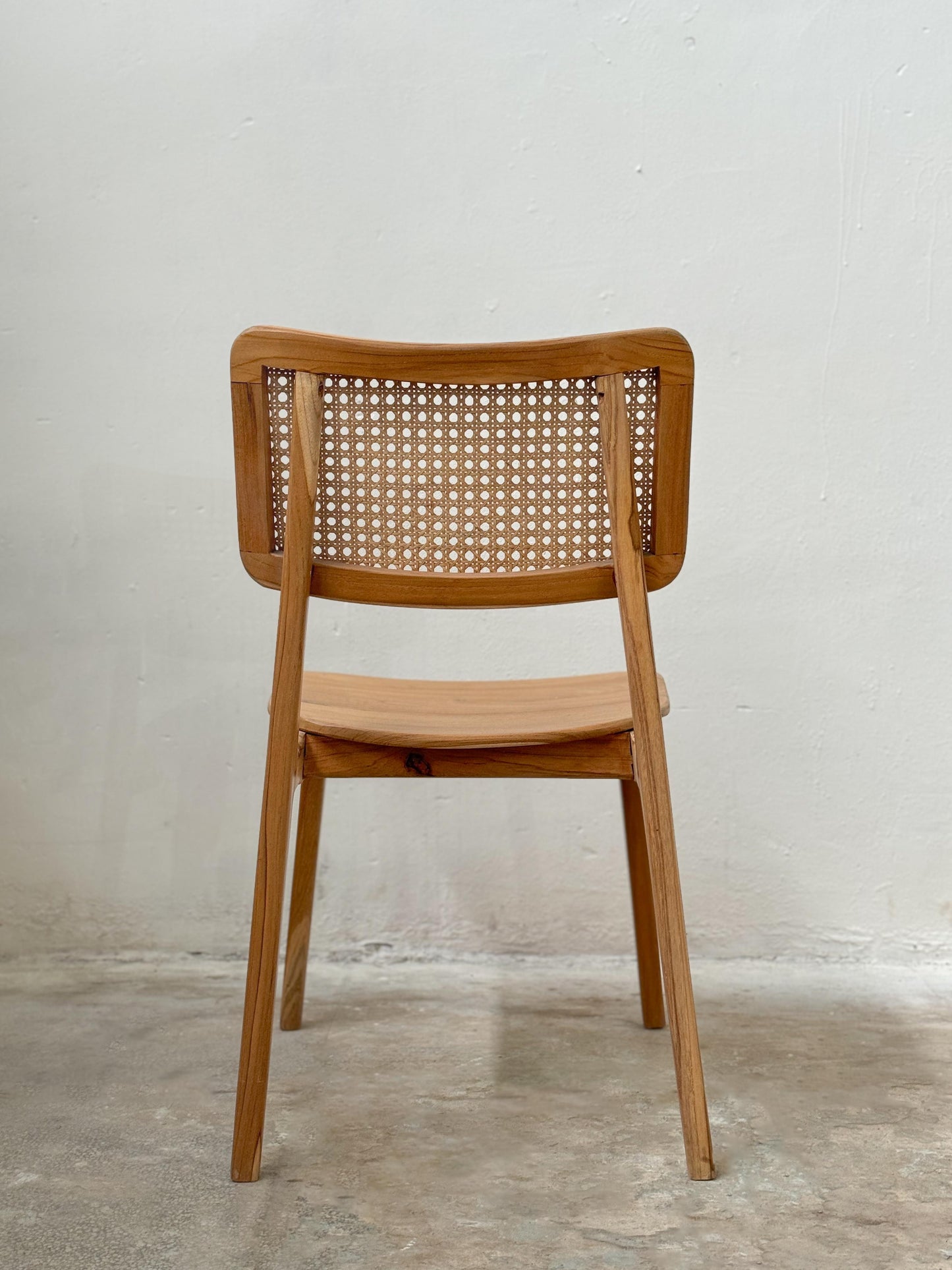 TREVOR CHAIR