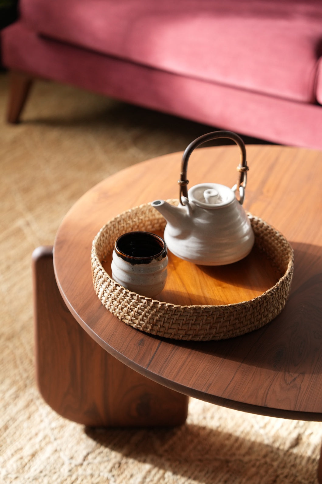 ROUND CANE TRAY